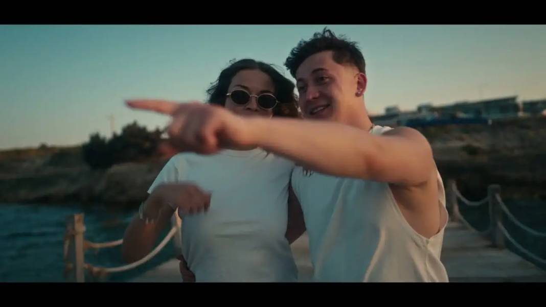 2025'in Müzik Listesinde Zirvede: En Çok Dinlenen 10 Şarkı! 10